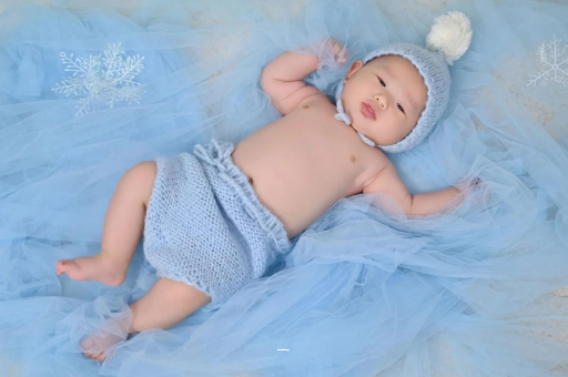 库尔勒宝宝不肯吸母乳怎么办